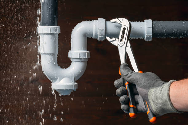 Professional Leak Detection technician working in Chester, ID